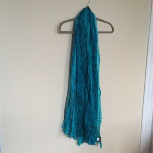 NWOT Lua 100% Silk Scarf.